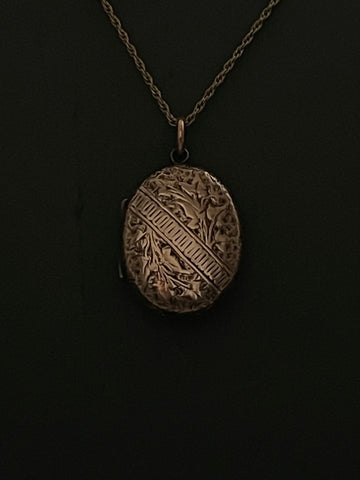 rose gold engraved locket